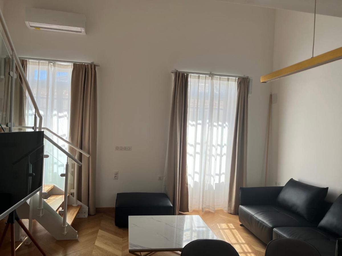 Suite Deluxe Au Carre Cathedrale En Hypercentre Saint Denis ภายนอก รูปภาพ